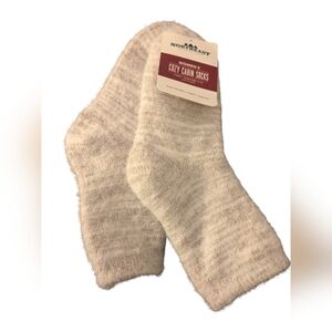 NWT Cozy women’s cozy Socks